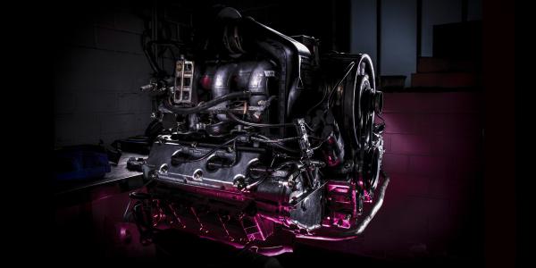 Porsche 911 Engine Porn 001