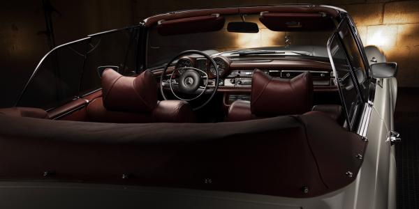 Classic Mercedes Convertible 006